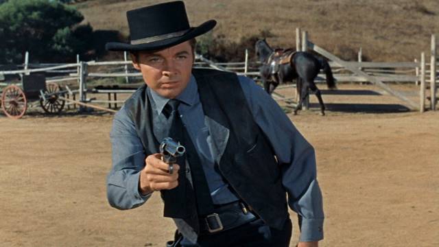 Audie Murphy in No Name on the Bullet