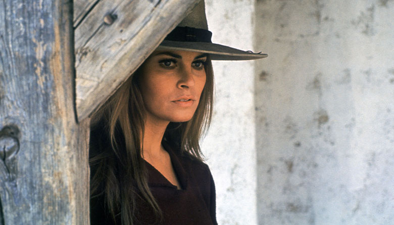 Raquel Welch in Hannie Caulder